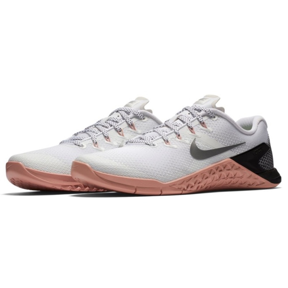 Nike Women's Metcon 4 Training Shoes